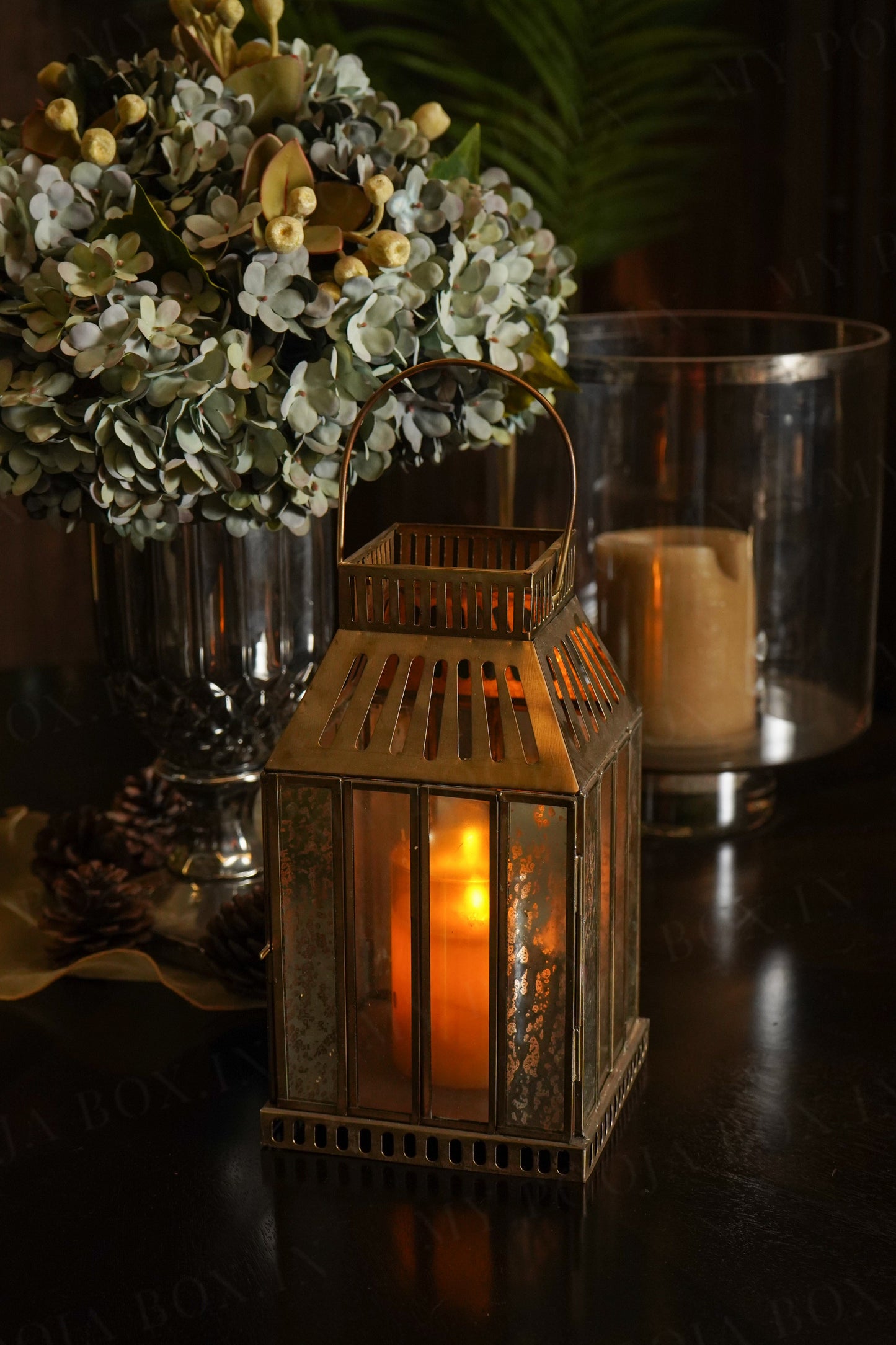 Glimmer Wander Antique Glass Lantern