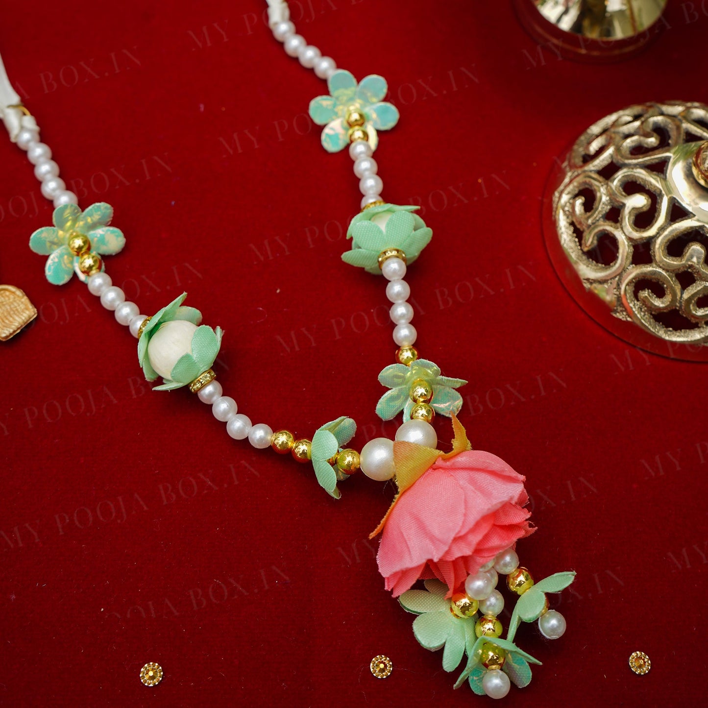Adjustable Light Green Rose Garland
