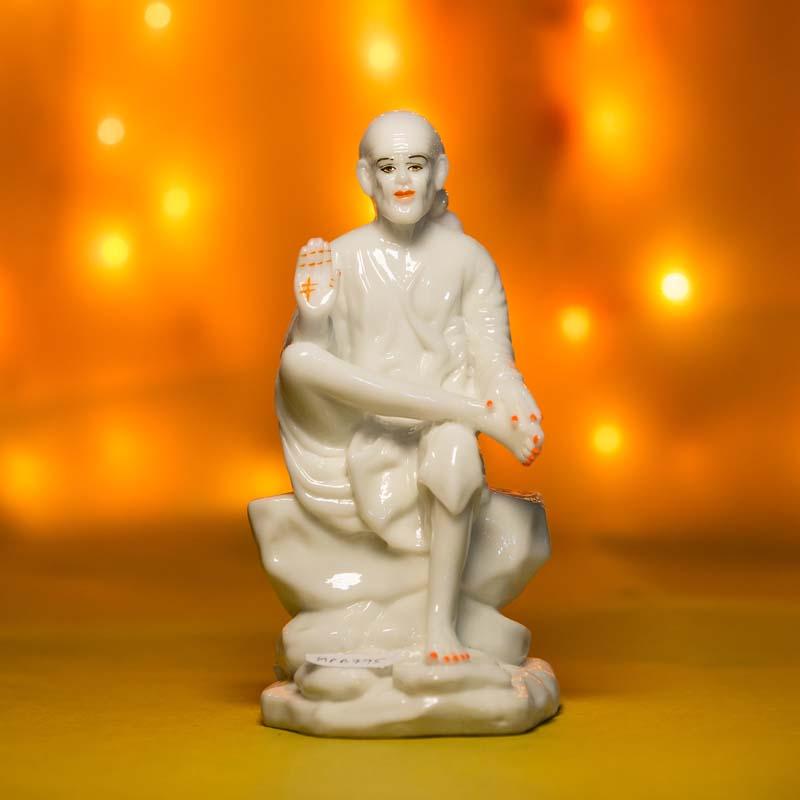 Serene Sai Baba Statue