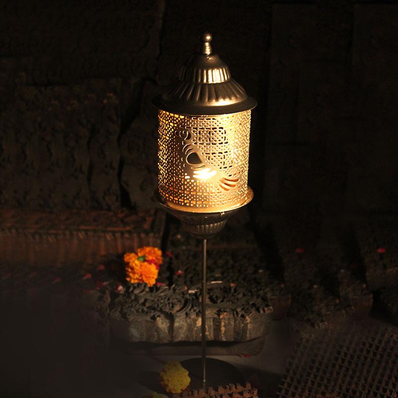 Traditional Gold Bird Pattern Tlight Table Lamp