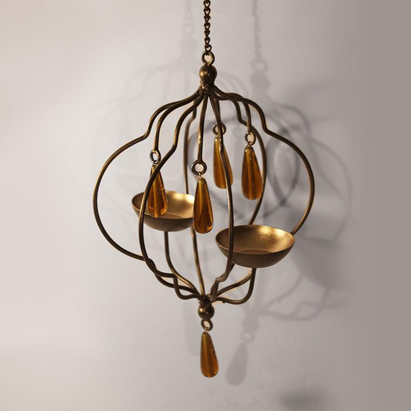 Chic Chandelier Style Hanging Tlight Holder
