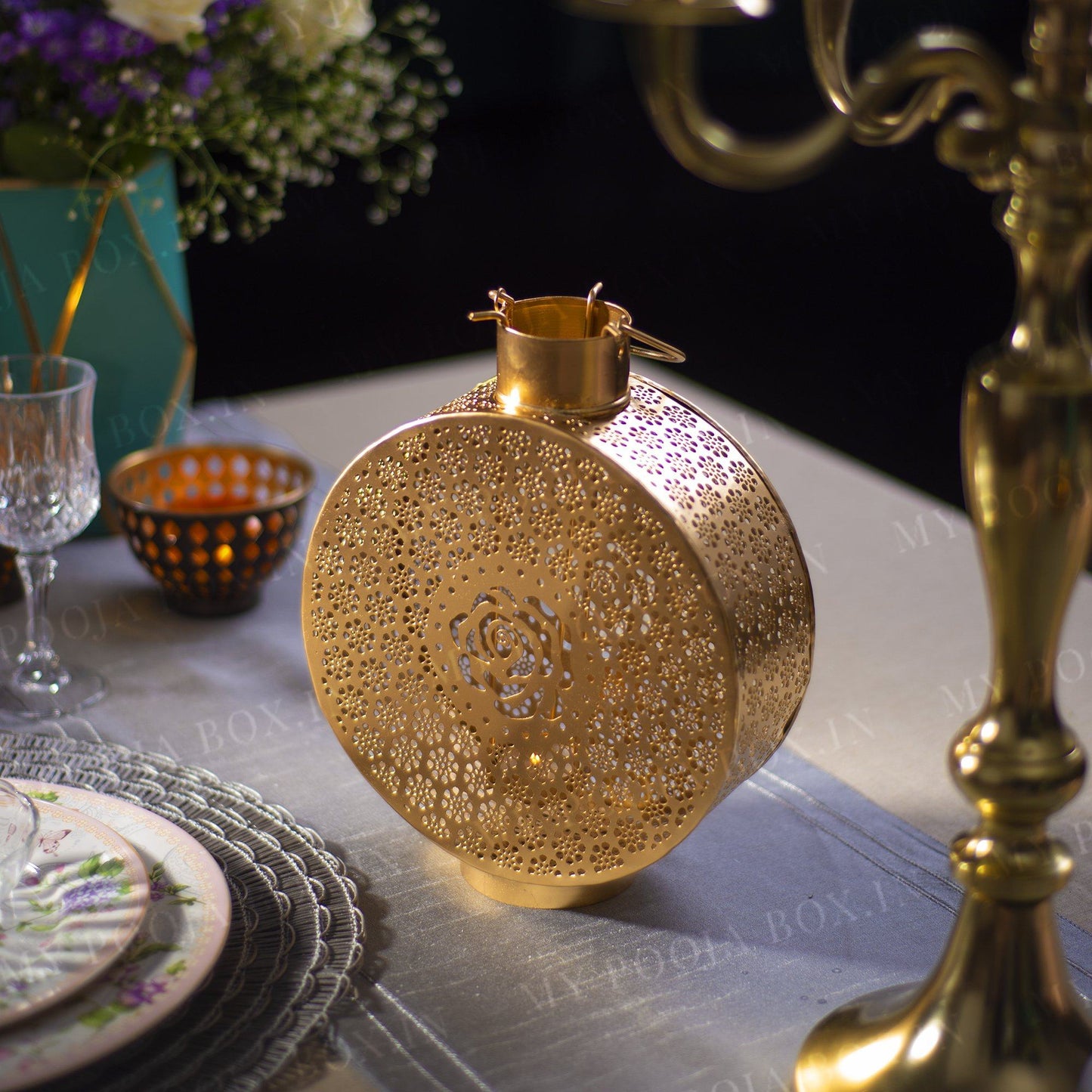 Antique Bronze Round Tealight Holder