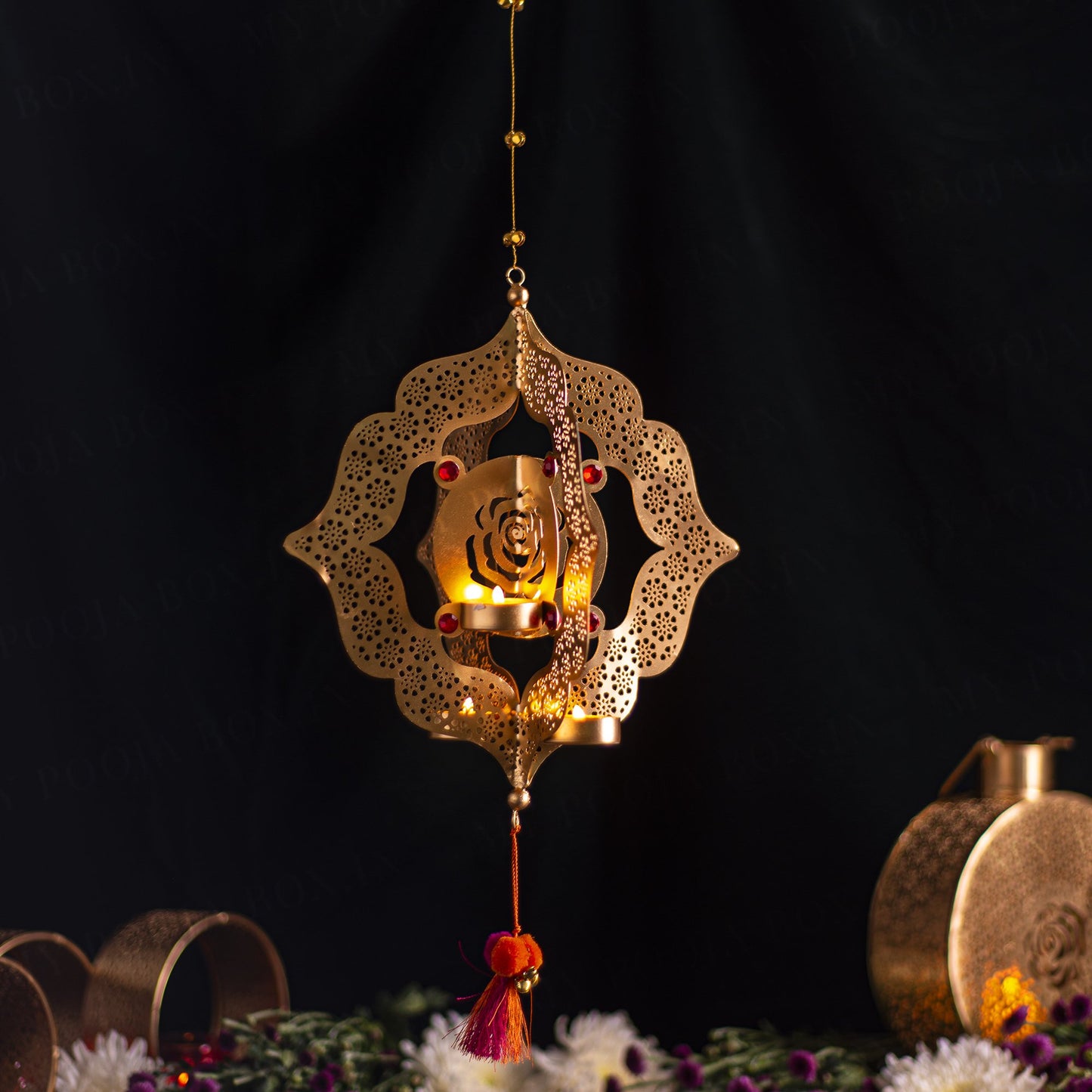 Faiza Alluring Hanging T-light Holder