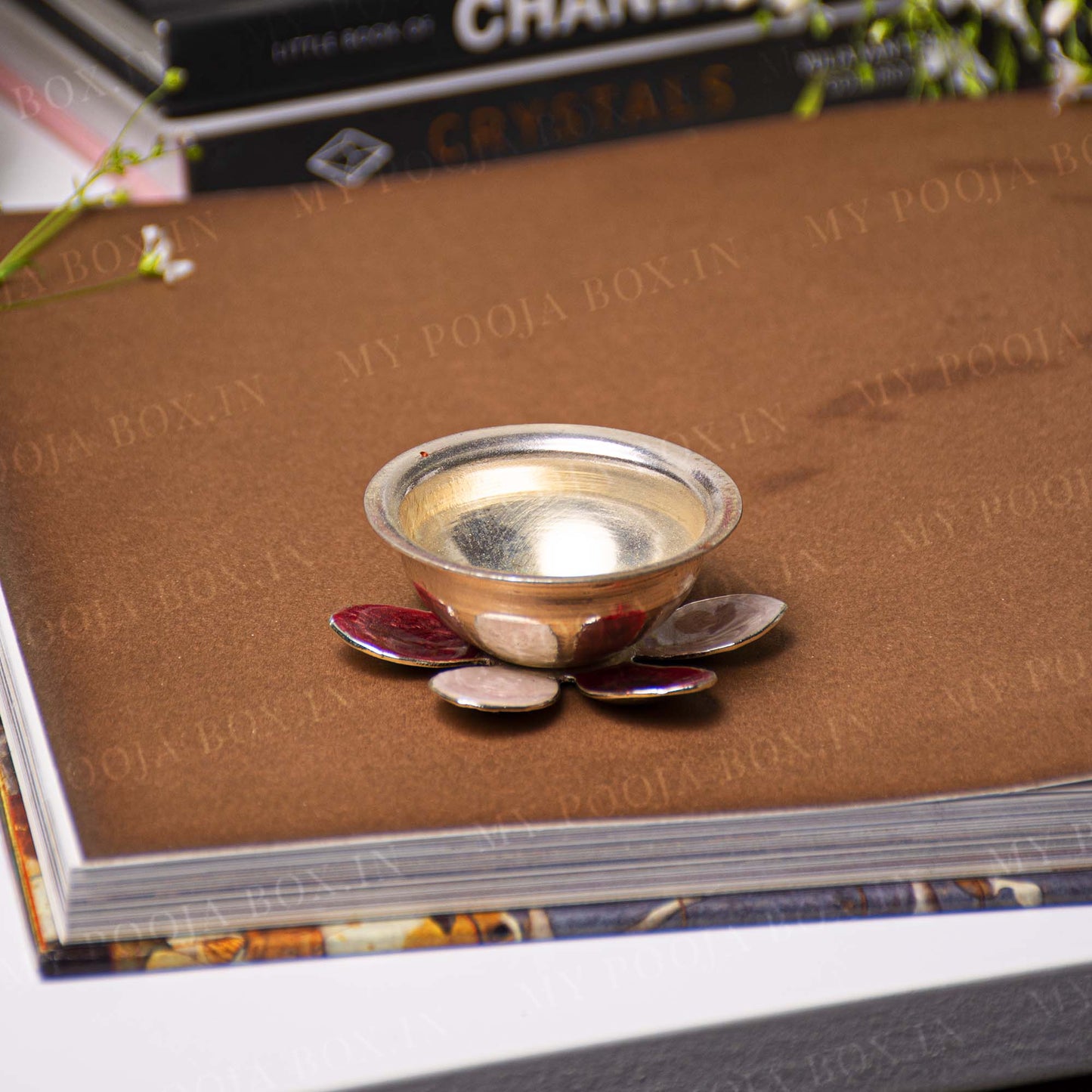 Enchanting Sliver Metallic Diya
