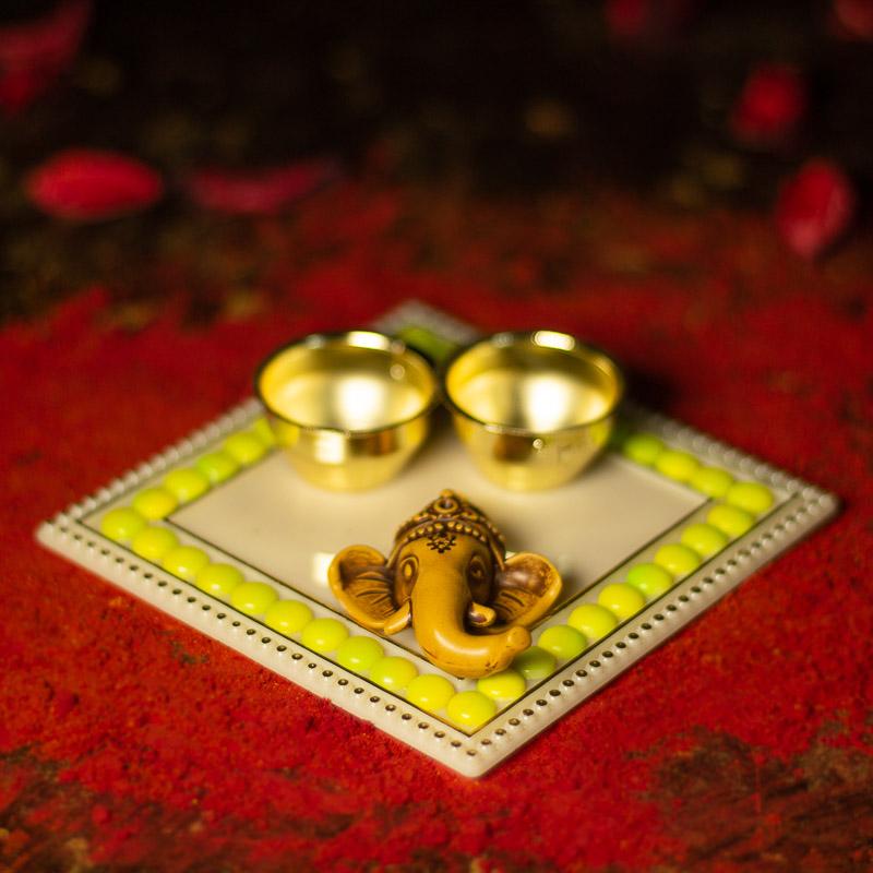 Yellow Sqaure Thali