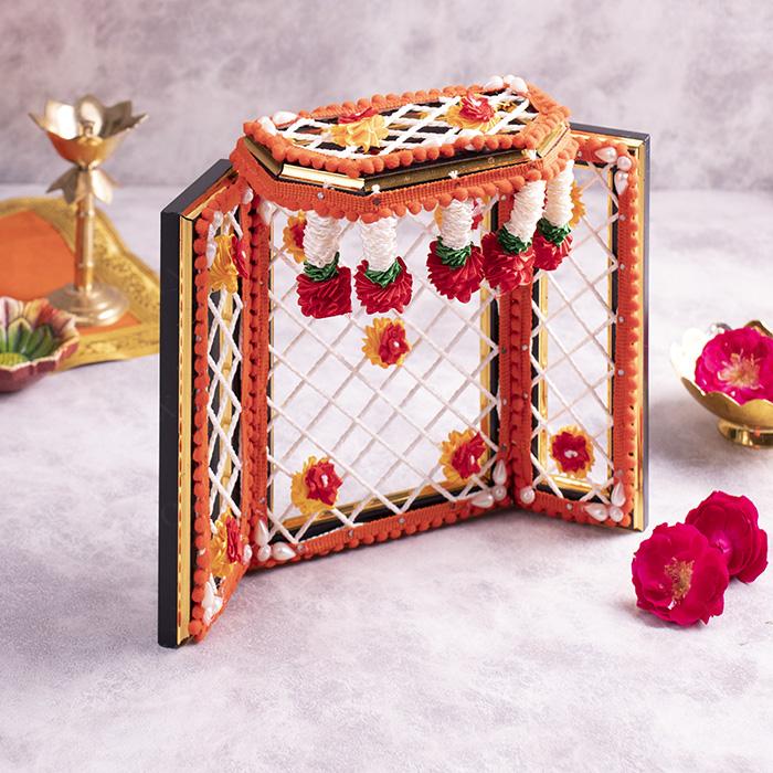 Marvellous Laddu Gopal Phool Bangla