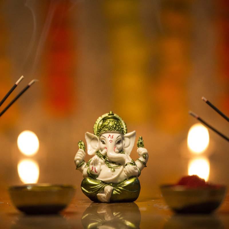 Handcrafted Lord Ganesha Idol Sculpture for Gift/Puja