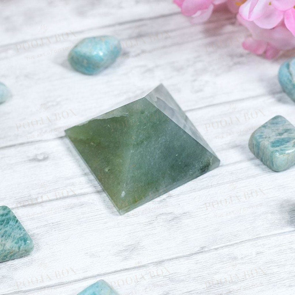 Green Aventurine Pyramid Reiki