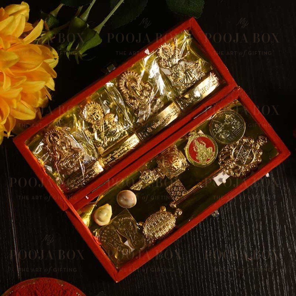 Shri Dhanlaxmi Shri Kuber Bhandari Idols
